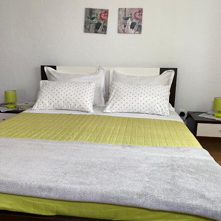 Apartment Carmen Trogir Eksteriør billede