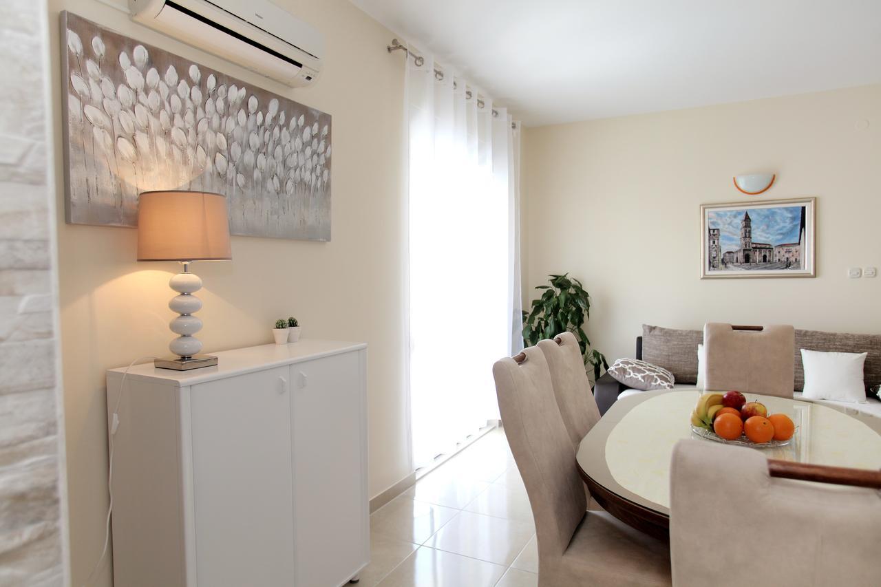 Apartment Carmen Trogir Eksteriør billede