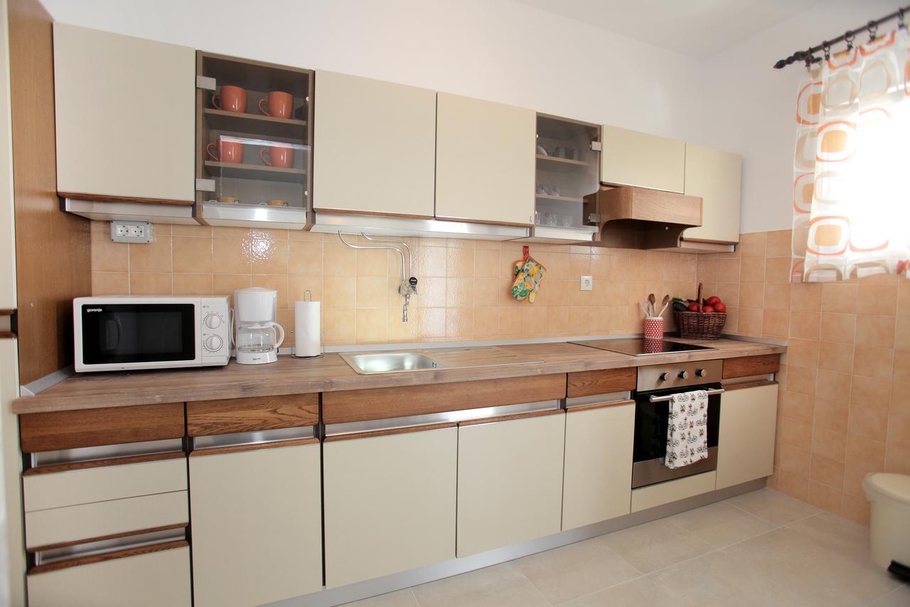 Apartment Carmen Trogir Eksteriør billede